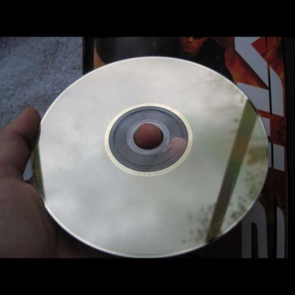 Mission Impossible 2 Tom Cruise M:I-2 DVD Disc Movie Widescreen Bundle It! - Picture 7 of 7